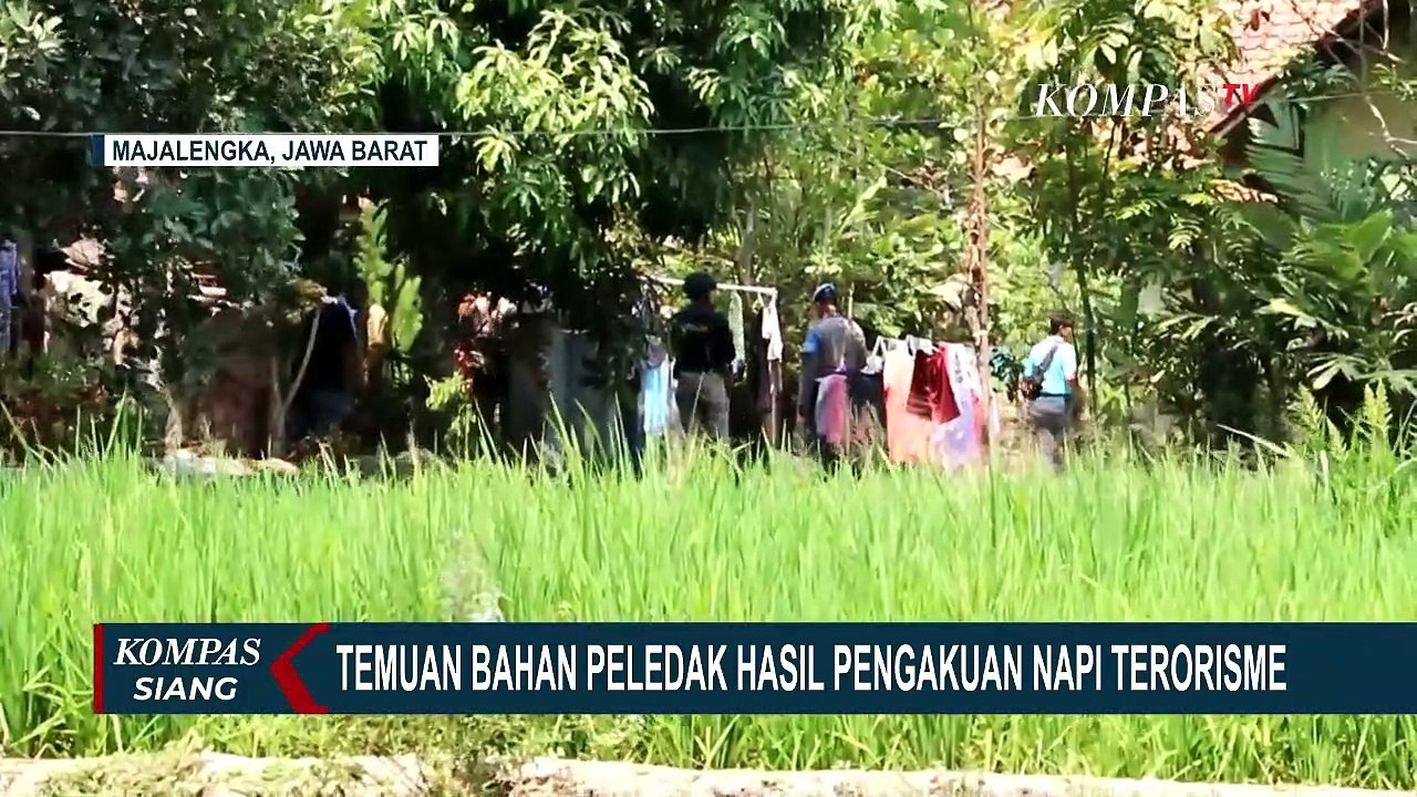 Teroris Sembunnyikan 35 Kilogram Bahan Peledak di Kaki Gunung Ciremai