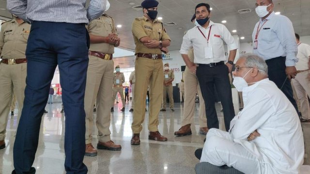 Baghel stopped in Lucknow, sits on dharna at airport