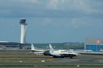 Dünyanın en büyük kargo uçağı İstanbul'da