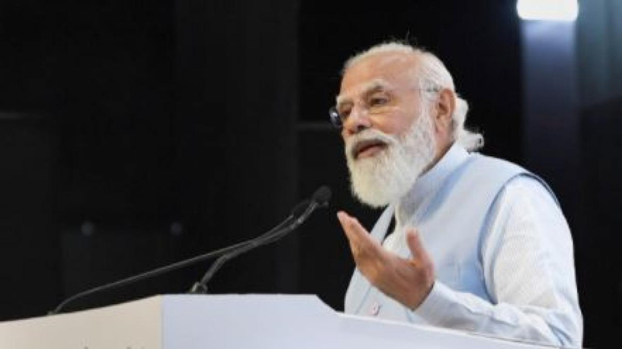 PM Modi gave mantra for promoting technology in Lucknow