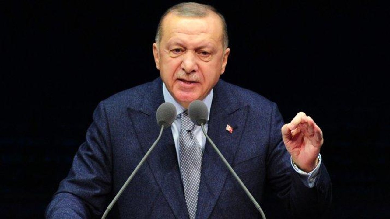 Erdoğan’dan öğrencilere: Parklarda bankların üzerinde yatanlar terörist