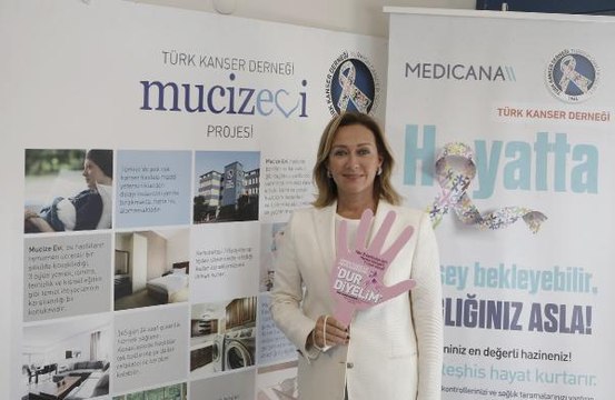 TÜRK KANSER DERNEĞİ'NDEN MEME KANSERİNE ERKEN TEŞHİS ÇAĞRISI