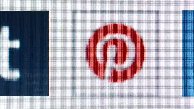 Facebook is down along with Instagram WhatsApp Messenger and Oculus VR