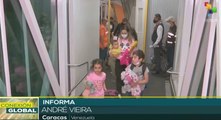 Llega a Venezuela avión con familias repatriadas
