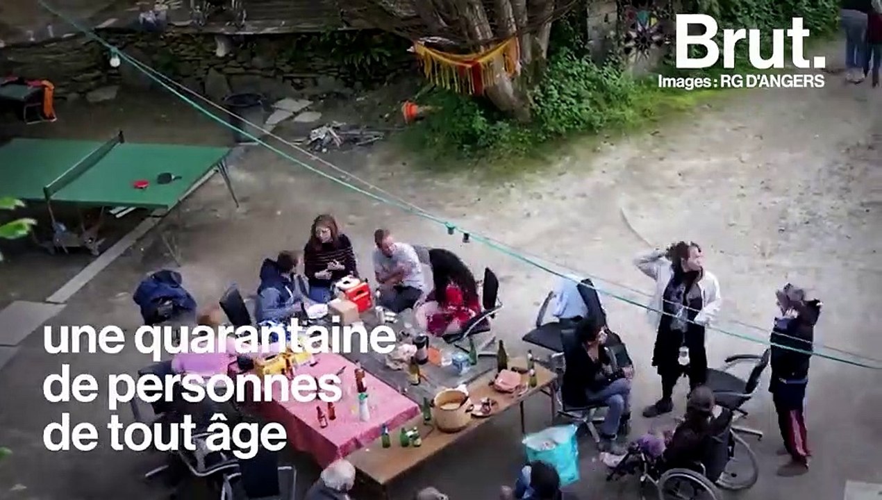 "On n'a rien à vendre, on a juste un truc à vivre" : dans les coulisses d'un village troglodyte