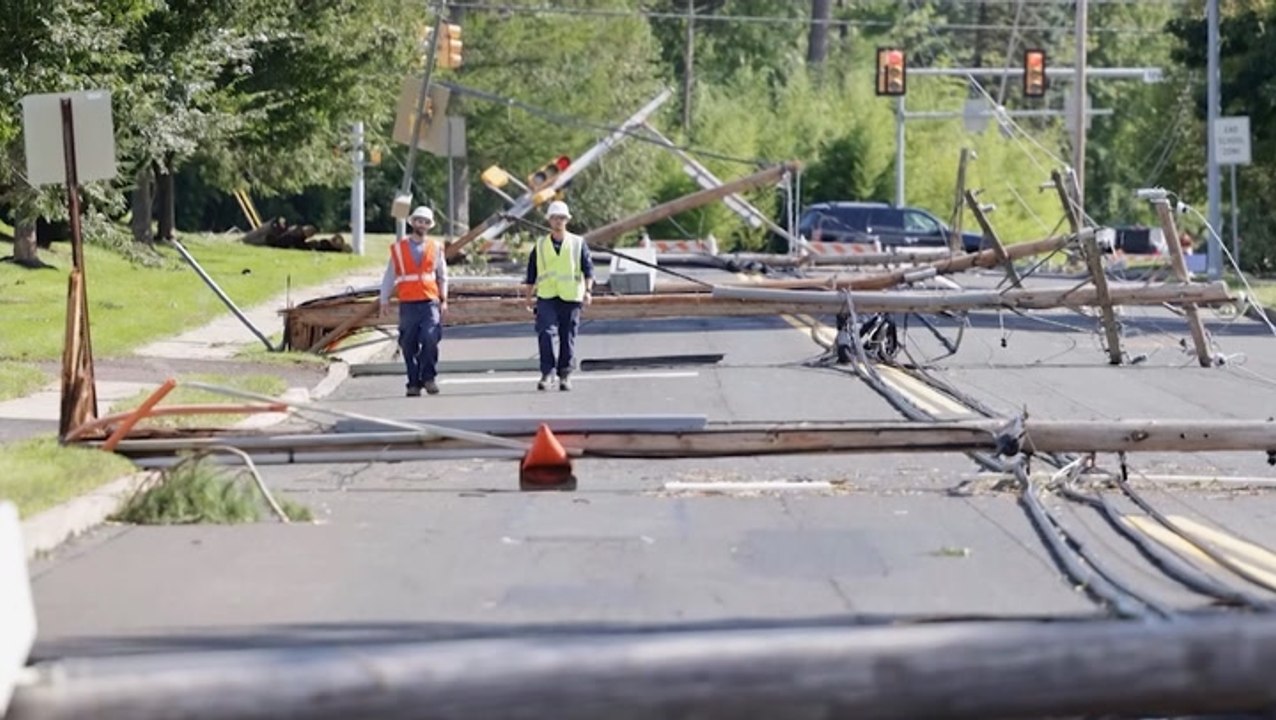 Congress frees up billions for nation's recovery from storms