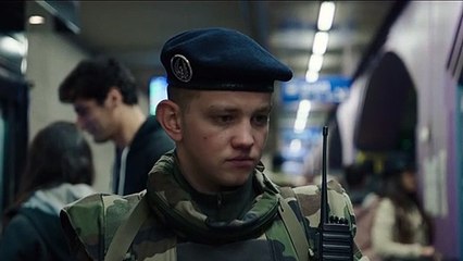 La Troisième guerre - Extrait du Film - Le colis abandonné