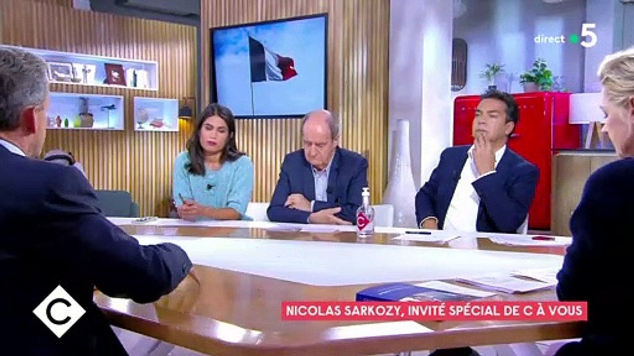 Nicolas Sarkozy : "Plusieurs centaines de mosquées ont été créées en France, je n'ai pas vu beaucoup d'églises ouvertes ailleurs..."
