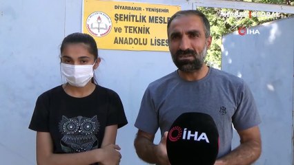 Diyarbakır’da lise öğrencisi üniforma alamadığı için okula giremedi