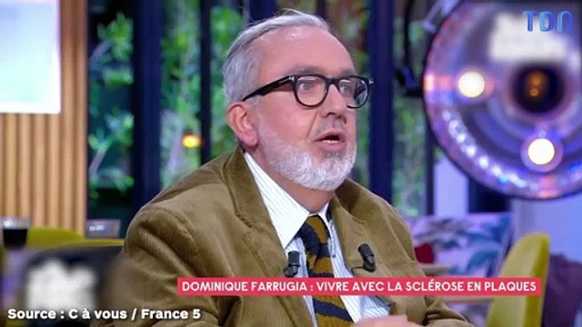 Dominique Farrugia atteint de la sclérose en plaques : il dévoile l'horrible remarque que lui a faite une hôtesse de l'air lors d'un voyage (VIDEO)
