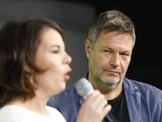 Grüne sprechen sich für Ampel-Sondierungen aus