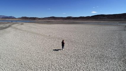 KARACALAR BARAJI'NIN SUYU 300 METRE ÇEKİLDİ, ZEMİN TARIM ARAZİSİNE DÖNÜŞTÜ