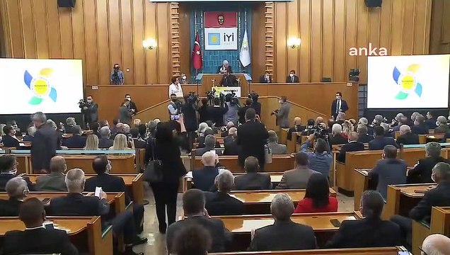 Akşener, kürsüye kebapçı çıkardı: Bizler kebap satan, pide satan insanlarız, bizden terörist olmaz