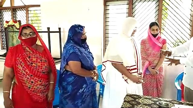 एक्यूप्रेशर पुरानी चिकित्सा पद्धति: साध्वी