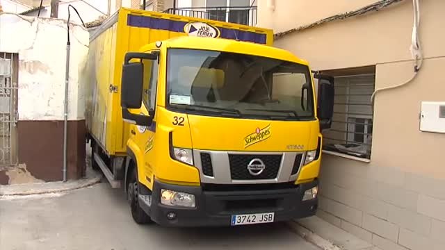 Estamos en peligro, esta calle parece una carretera