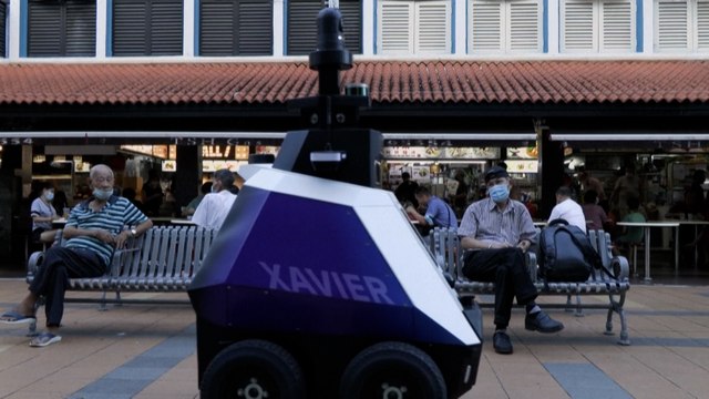 À Singapour, des robots patrouilleurs pour surveiller la population