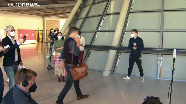 Germania, verso la coalizione semaforo. Liberali al tavolo con Spd e Verdi