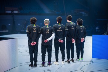 Worlds 2021: Mesmo com início bom, RED Canids é superada pela LNG