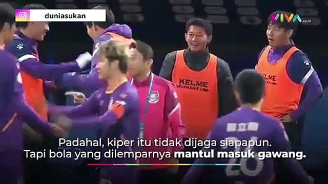 Aksi Kiper Hebat Menjadi Kocak Saat Blunder Memalukan