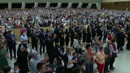 Abus sexuels dans l'Église de France : "Nous vivons un moment de honte", déclare le Pape