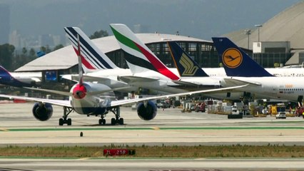 Compagnie aeree: "regole anti-Covid disomogenee frenano la ripresa dei viaggi"