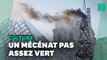 Devant le Louvre, Greenpeace dénonce un partenariat entre TotalEnergies et le musée