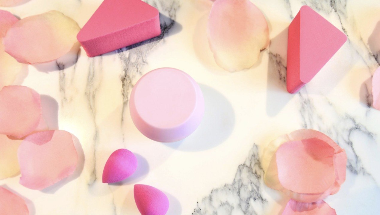 It’s Time To Clean Your Makeup Sponges