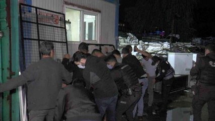 Sancaktepe'de yabancı uyruklu kağıt toplayıcılarına operasyon