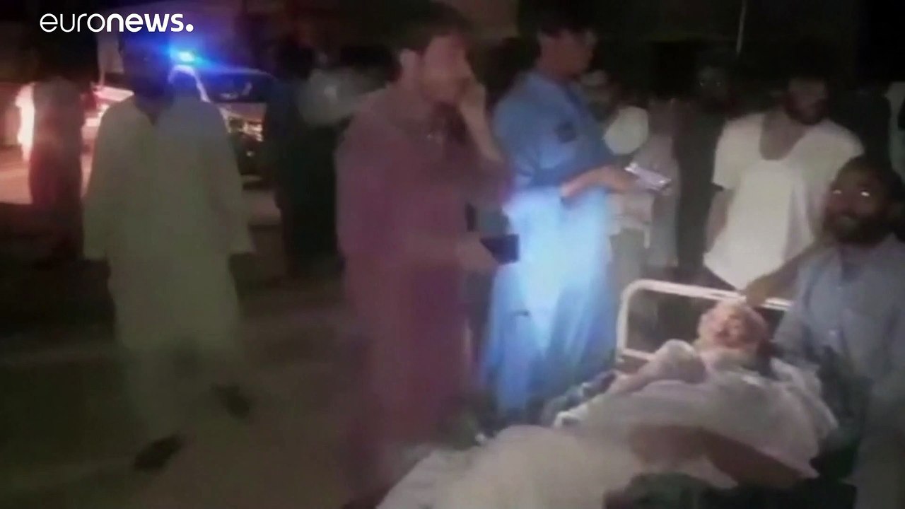 زلزال يضرب جنوب باكستان ويخلّف 20 قتيلاً على ال...