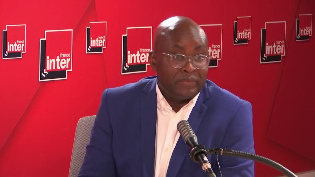 Relation France-Afrique : La critique la plus vive est celle d'une France aux côtés de la tyrannie sur ce continent, alors que tout le monde veut aller de l'avant , rapporte l'historien Achille Mbembe