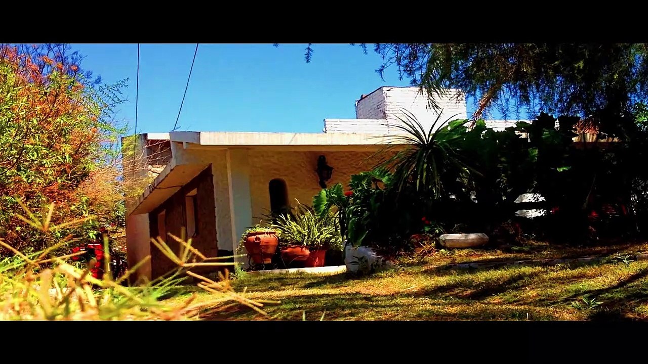 Zombies in Bervely Hills (part 1) HOLLYWOOD COMEDY SERIES