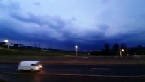 Imagens mostram céu carregado antes de temporal em Cascavel