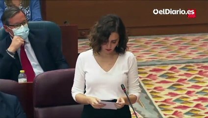 Ayuso defiende a Vargas Llosa "de los ataques de Más Madrid a aquellos que llevan la 'marca España' por el mundo"