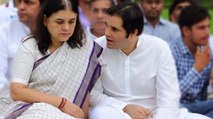 Varun and Maneka Gandhi out of BJP executive committee
