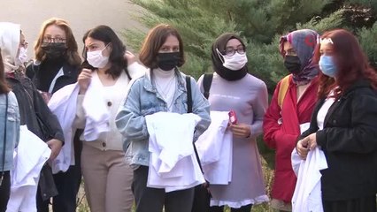 Gazi Üniversiteli eczacılar yeni öğretim yılı için beyaz önlüklerini giydi