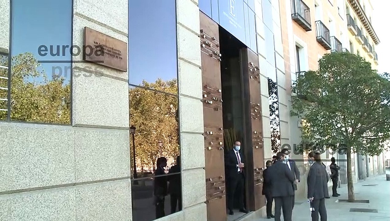 Doña Sofía preside la reunión del Círculo Inter...