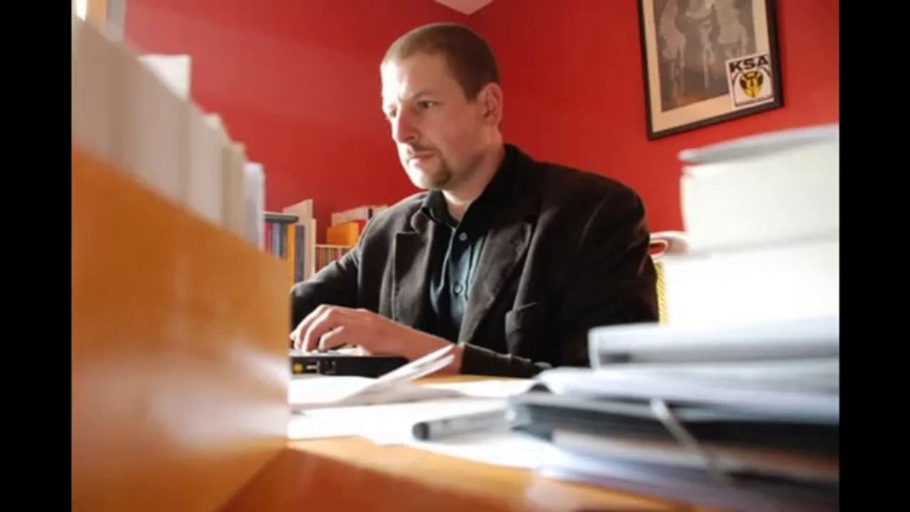 Secret Service Verfassungsschutz Snoops on Conservative Think-Tank 'Institute for State Politics'