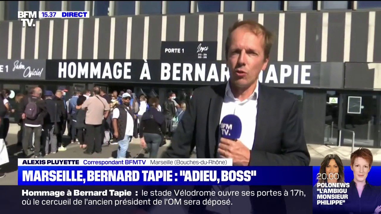 Hommage à Bernard Tapie: Marseille dit adieu au "boss"