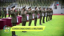 Sedena condecora a miembros del Ejército