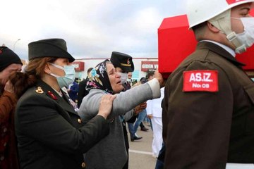 Son dakika: Şehit Tayfun Özkese'nin naaşı memleketi Samsun'a getirildi