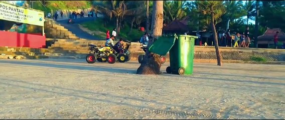 KLAYAR BEACH PACITAN INDONESIA