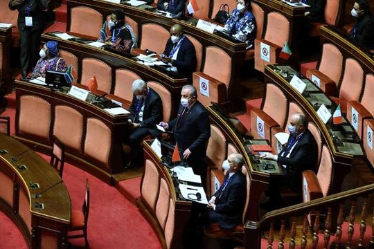 Son dakika haberi... TBMM Başkanı Şentop: Türkiye olarak son 20 yılda sağlık alanında yapılan büyük yatırımlarla küresel salgını yönetmeyi başardık