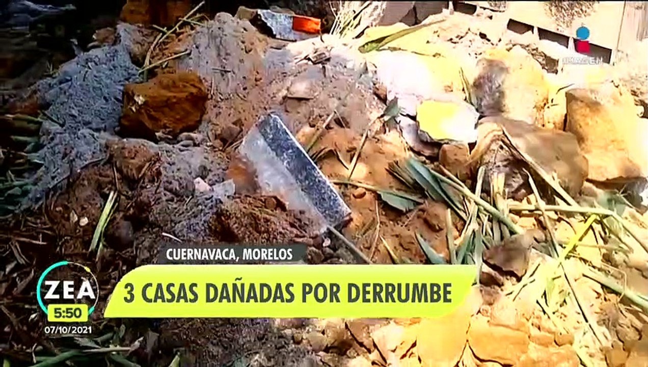 Derrumbe en Cuernavaca daña tres casas en Cuernavaca