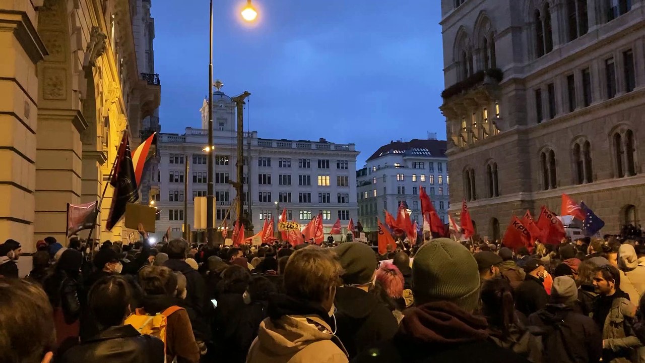 Kundgebung vor der ÖVP-Zentrale