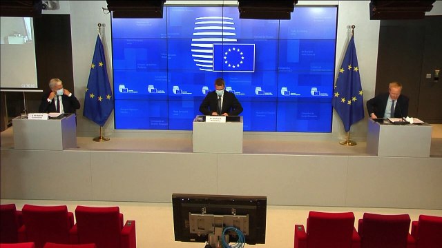 Bruxelas e Varsóvia de costas voltadas