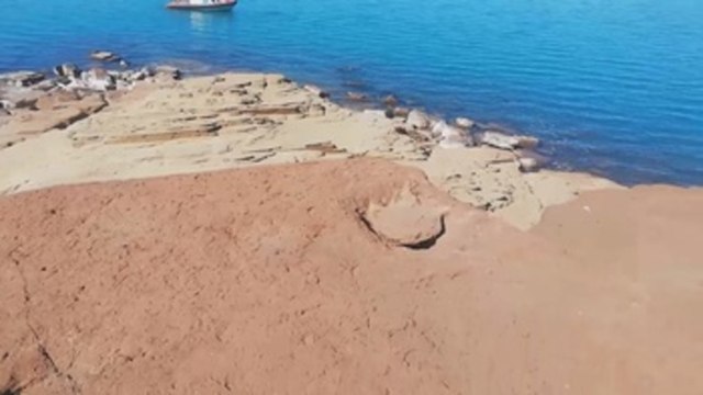 Policía argentina descubre huellas de dinosaurio bípedo en Rio Negro