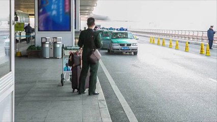 Travelers Can Now Reserve an Uber for Airport Pickup Days in Advance — What to Know