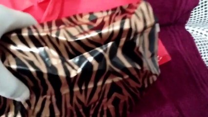 Abrindo Presentes Para a Nossa Alegria