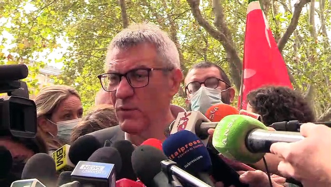 Roma, Draghi visita la sede della Cgil, Landini: "Segnale importante e non scontato"