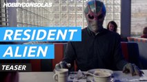 Avance de Resident Alien temporada 2, la divertida comedia alienígena protagonizada por Alan Tudyk